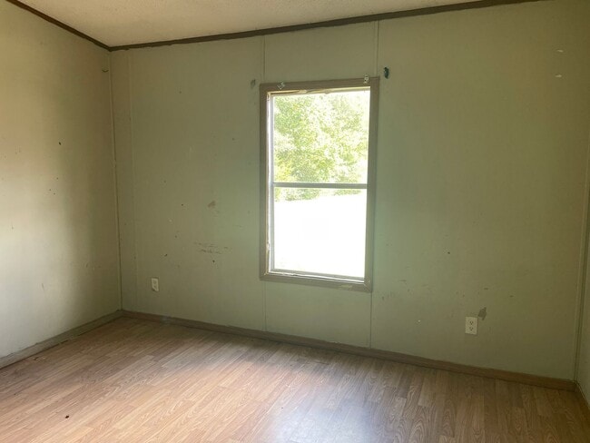 Building Photo - 3 BR 2 Bath 1,904 sq ft doublewide Mobile ...