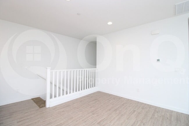 Foto del edificio - 4100 S Pinelake Way