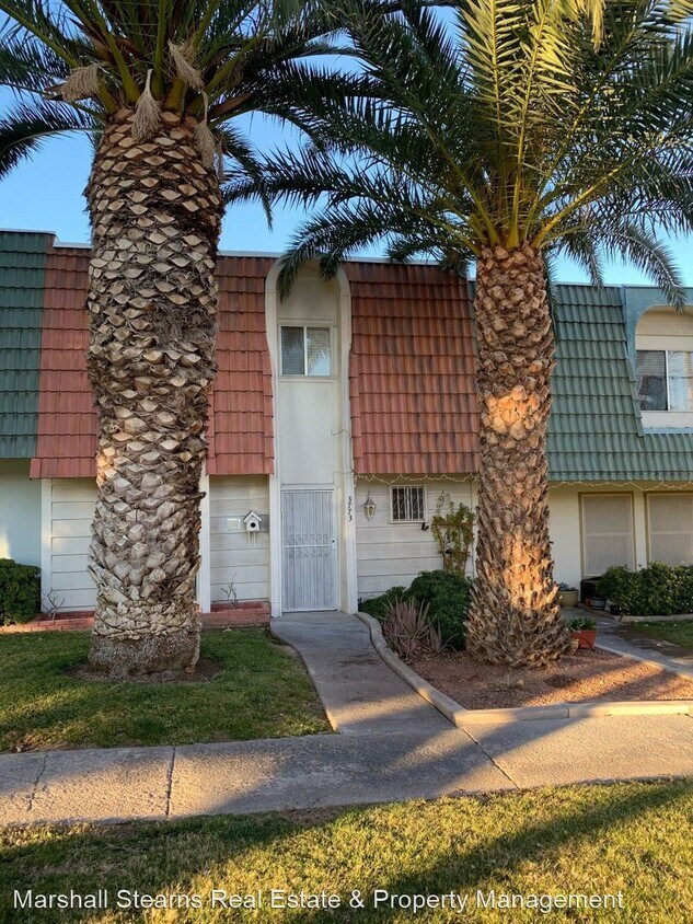 Foto principal - 3 br, 2.5 bath House - 3773 Garden North Dr.
