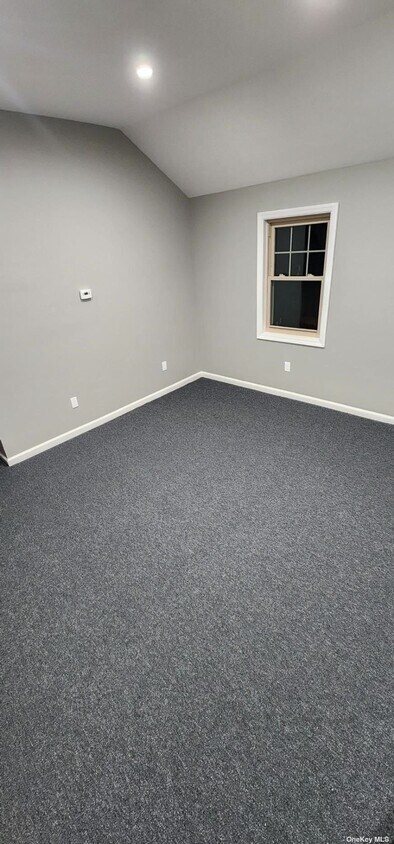 Foto principal - 128-16 116th Ave