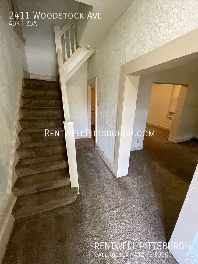 Foto del edificio - 4 Bedroom Home in Swissvale