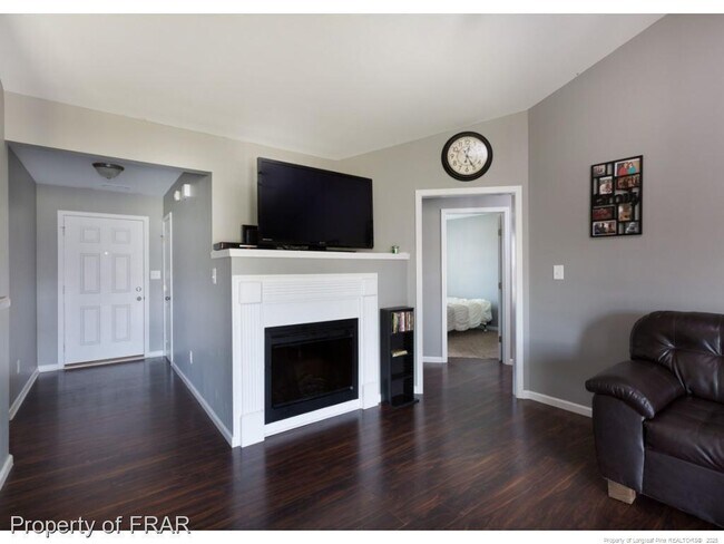 Foto del edificio - 476 Blackhawk Lane