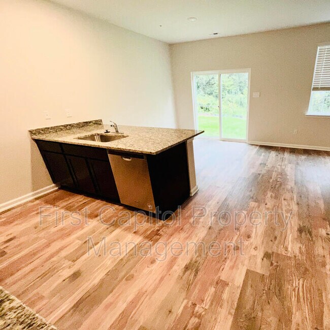 Building Photo - 370 Locust Run Dr