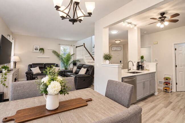 Foto del edificio - 1288 W Black Wolf Rd