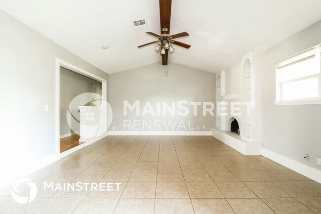 Foto del edificio - 3005 N Downing Ave
