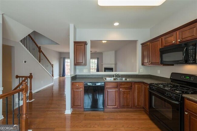 Foto del edificio - 1369 Thornborough Dr