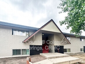 Building Photo - 2119 Preuss Rd