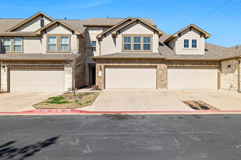 Foto principal - 2304 S Lakeline Blvd