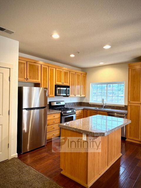 Building Photo - 22810 SW Forest Creek Dr