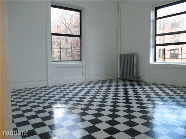 Foto del edificio - 2600 Creston Ave