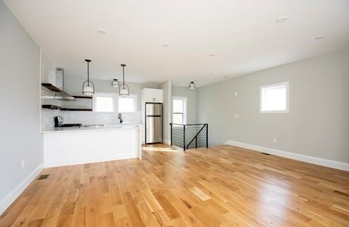 Building Photo - 10 Haynes St