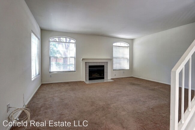 Building Photo - 3 br, 2.5 bath House - 9616 Cow Pony Dr.