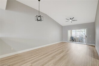 Building Photo - 673 Peachy Canyon Cir