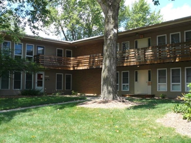 Building Photo - Eastpointe