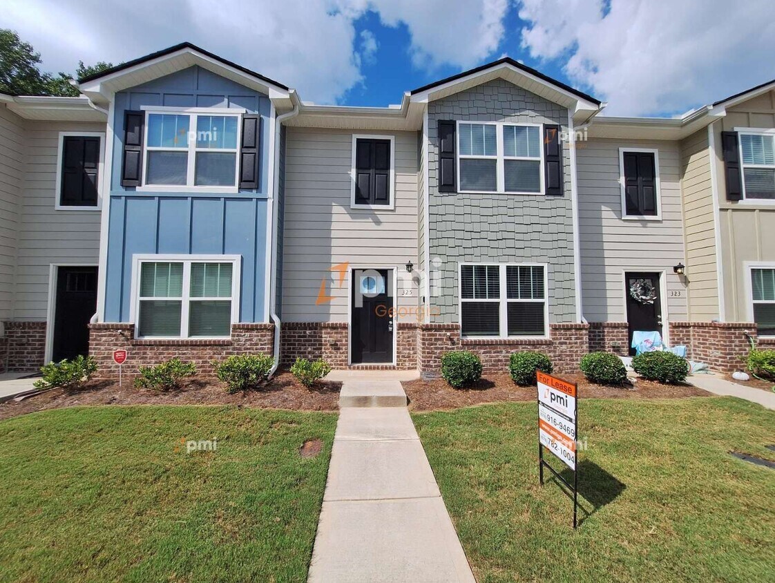 Primary Photo - 325 Ashigan St