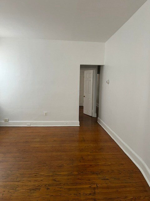 Foto del edificio - 430 W Olney Ave