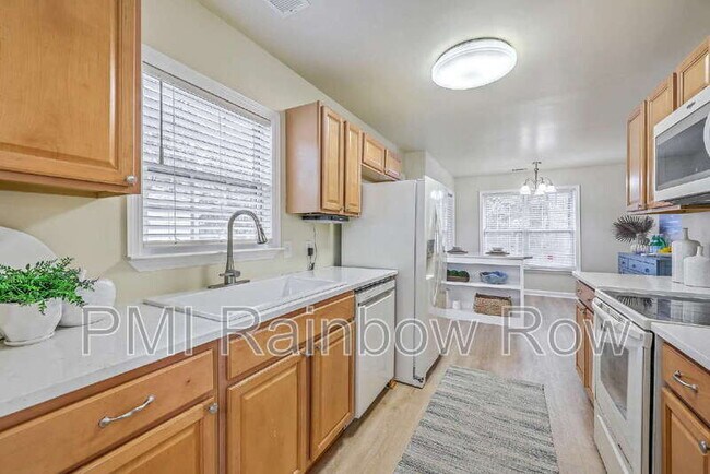 Foto del edificio - 3809 Tim Ascue Ln