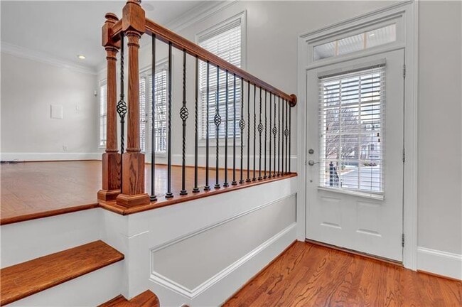 Building Photo - 2762 Durham Dr NE