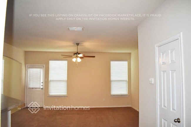 Building Photo - 5544 Thunder Bay Dr