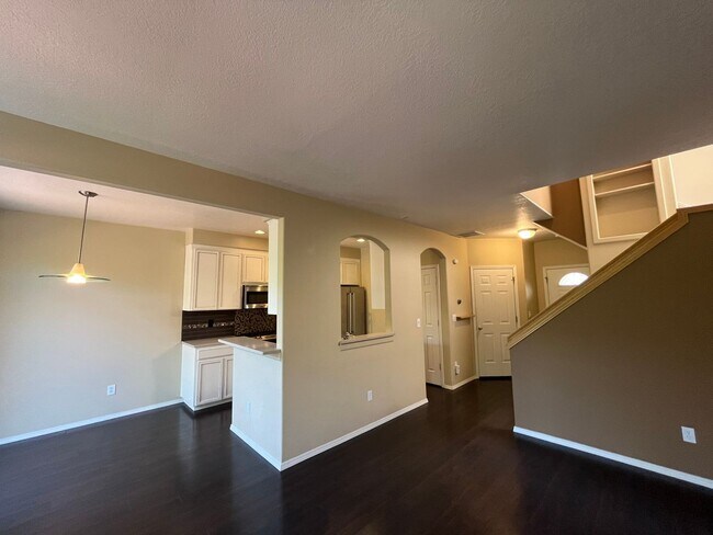Foto del edificio - 2Bd/2.5Ba Highland Neighborhood Townhome i...