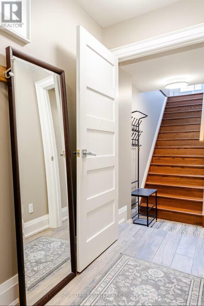 Photo du bâtiment - 30 Rhydwen Ave