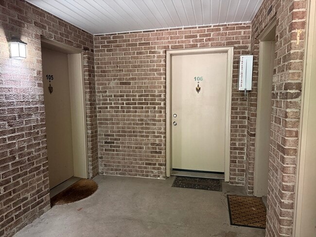 Building Photo - 23243 White Birch Ct