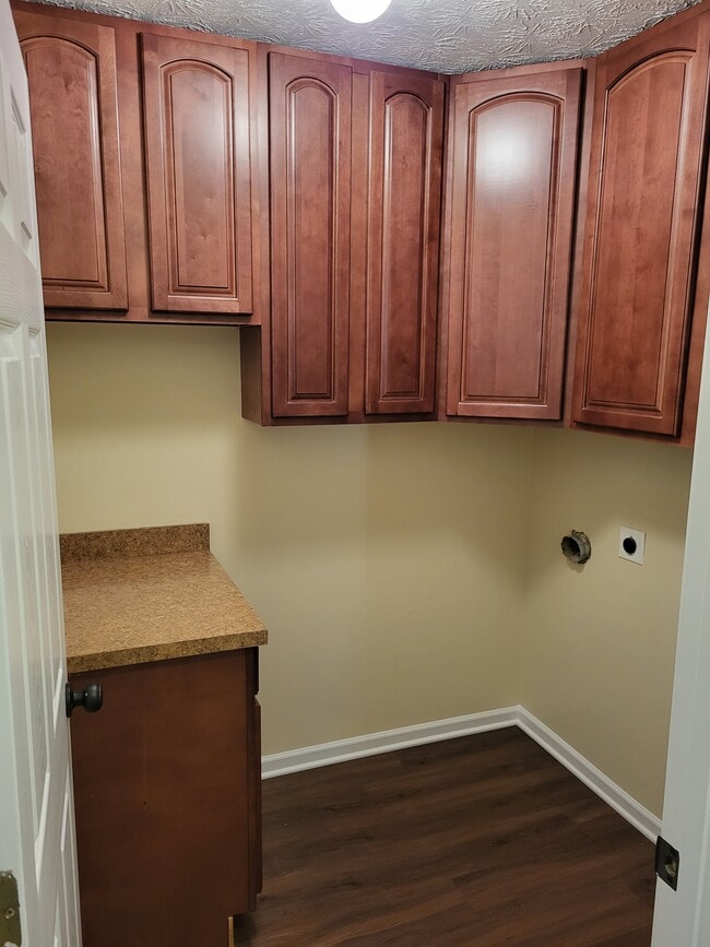 Building Photo - 4668 Eucalyptus Way