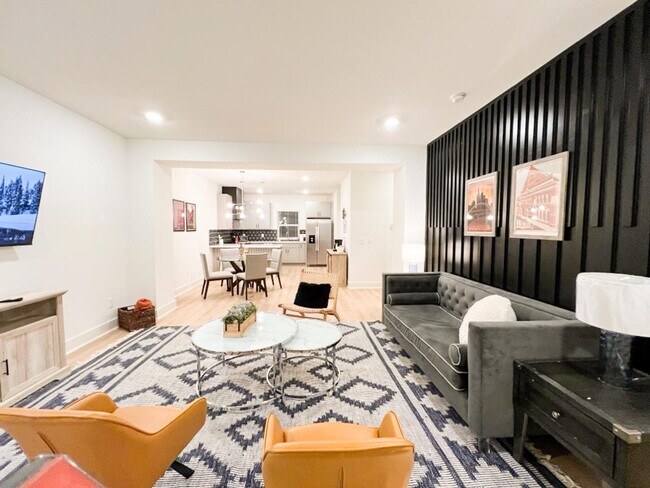 Foto del edificio - 112 Fitzgerald Dr