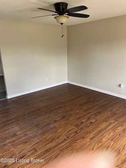 Building Photo - 1709 Cliff Ridge Ct