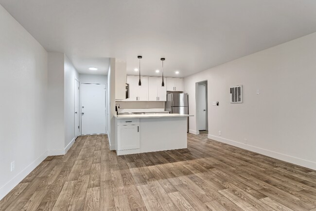 Foto del edificio - 172 W Clinton Ave