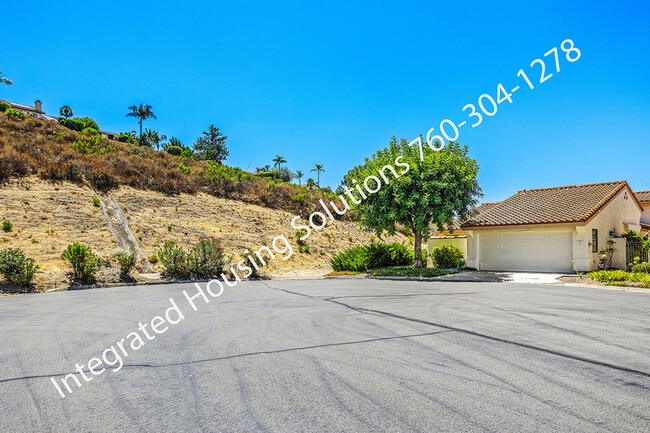 Building Photo - 3841 Violet Glen