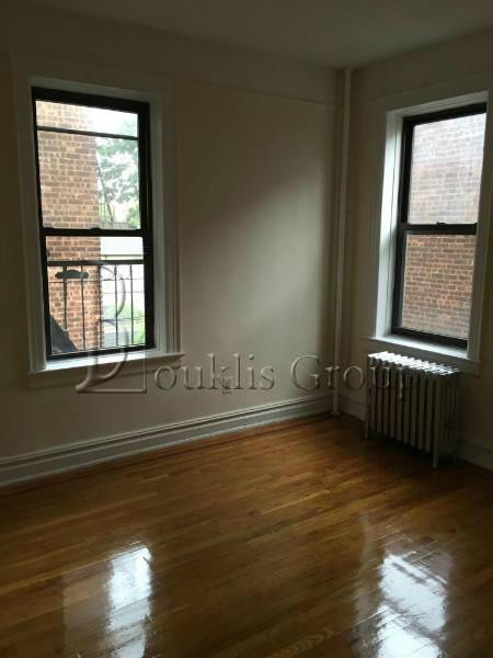 Primary Photo - 5605 43rd Ave