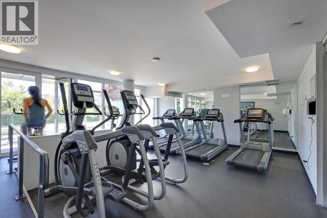 Photo du bâtiment - 1777 W 7th Ave