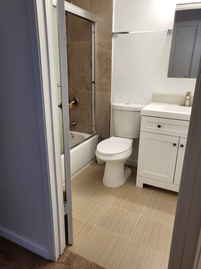 Bathroom - 34749 Skylark Dr