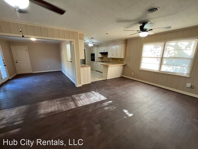 Foto del edificio - 3 br, 2 bath House - 5327 31st Street