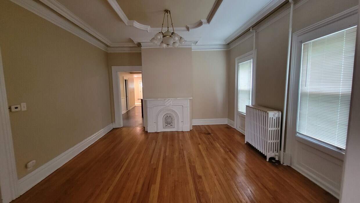 528 3rd Ave, Watervliet, NY 12189 Townhome Rentals in Watervliet NY