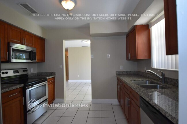 Building Photo - 10980 SW 176th St