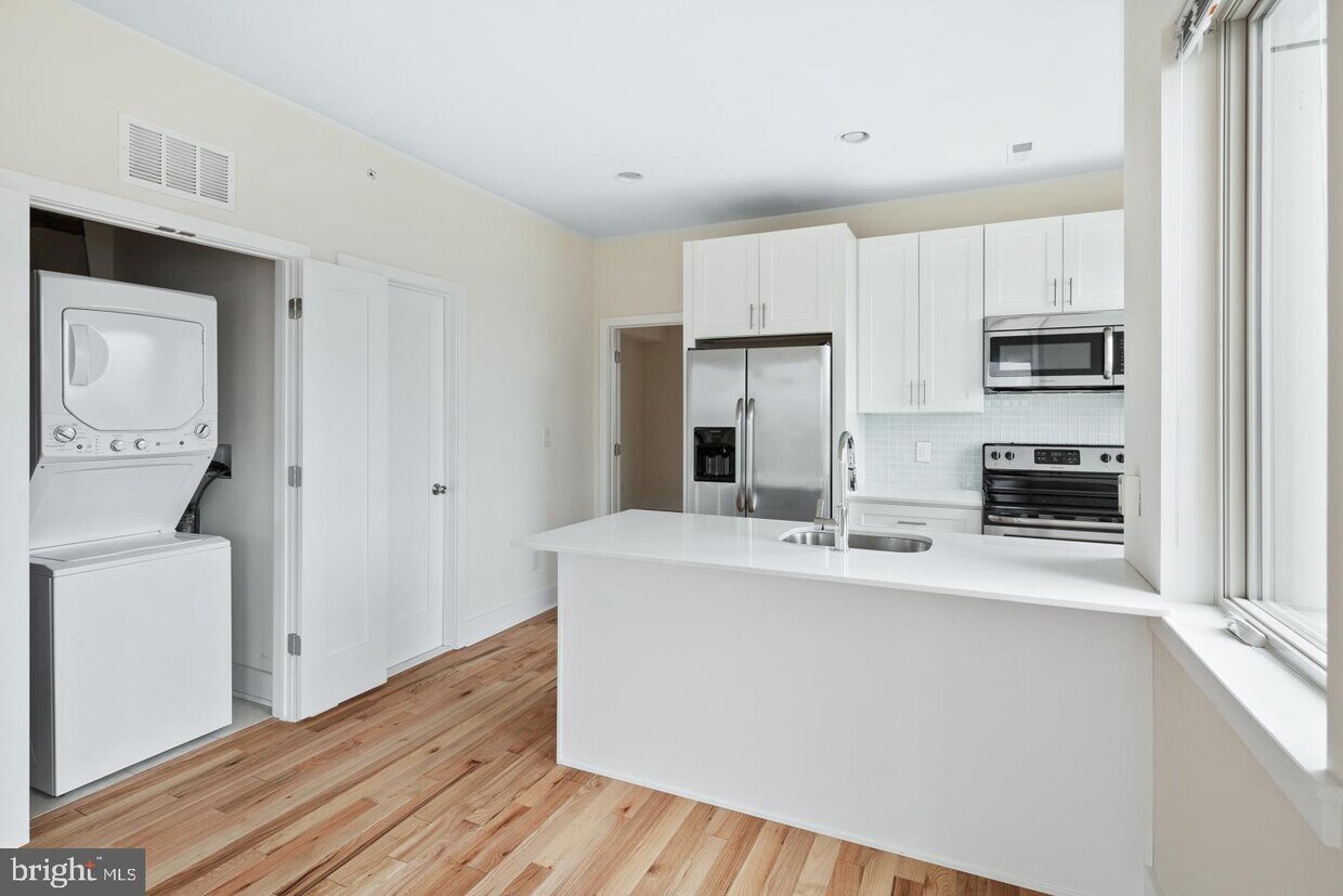 2100 Sears St Unit 3RD FLR, Philadelphia, PA 19146 Apartment for Rent