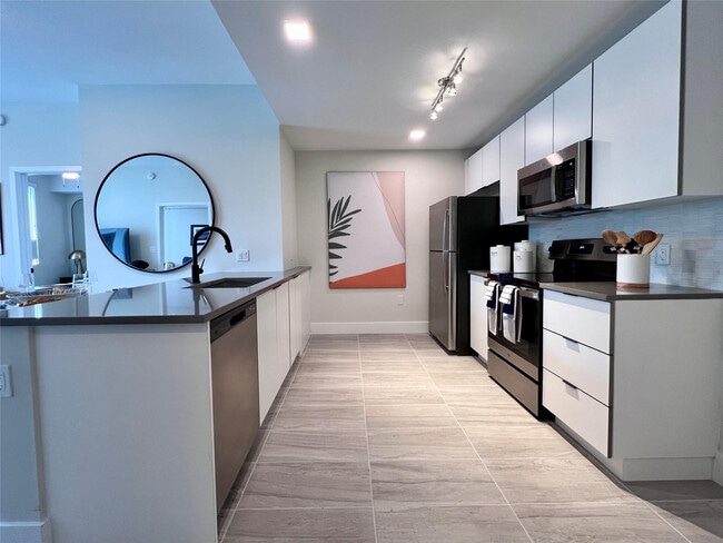 Foto del edificio - 120 N Compass Way