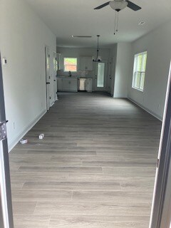 Building Photo - 42 Cave Springs Rd