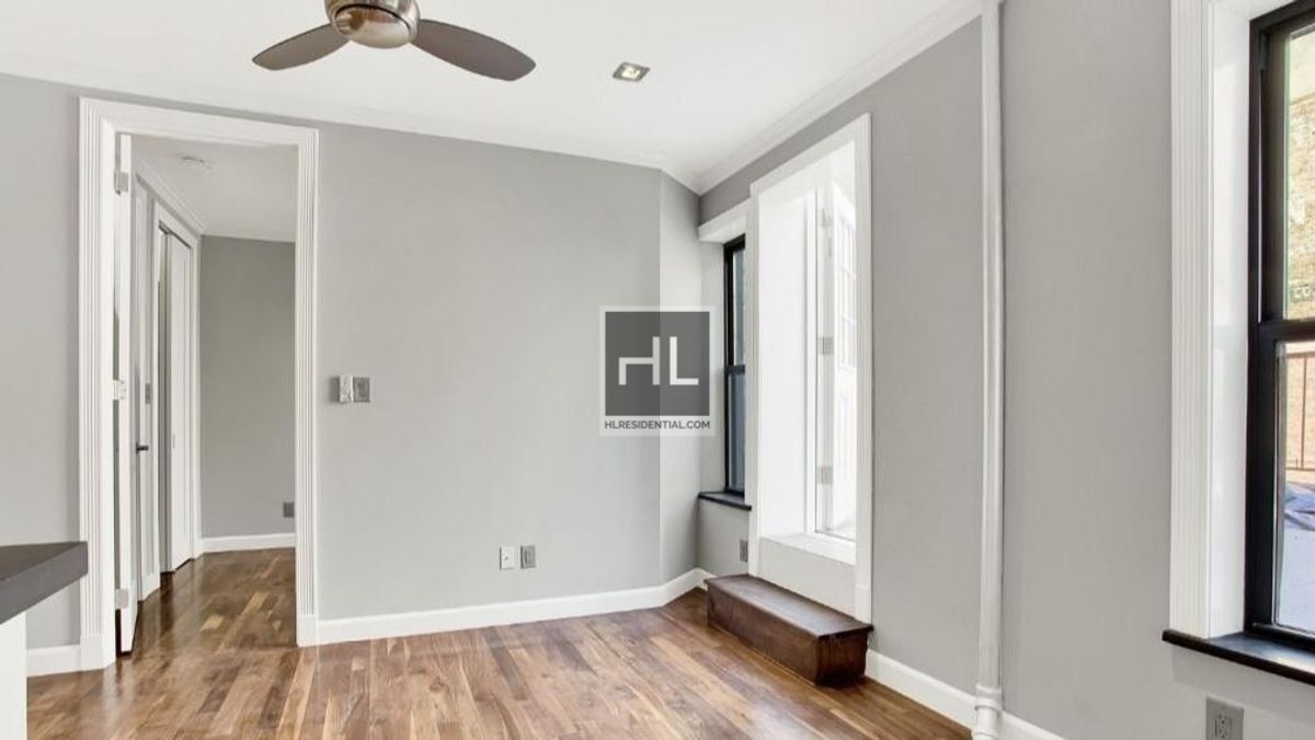 Primary Photo - AMAZING 1 BR APARTMENT! WON'T LAST!! NO BR...