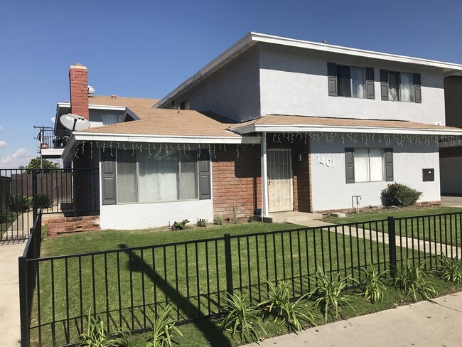 Foto del edificio - 1401 E Lincoln Ave