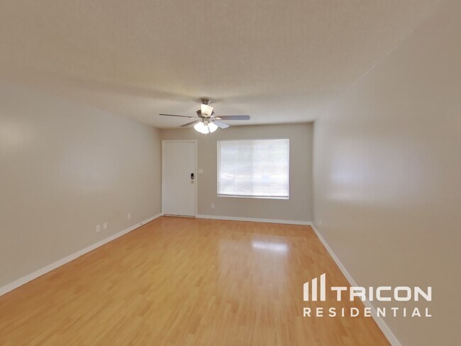 Foto del edificio - 1824 W Cheyenne Dr