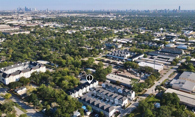 Foto del edificio - 2054 Johanna Crk Dr