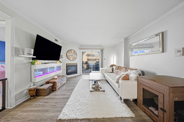 Foto del edificio - 1942 Tall Oaks Dr