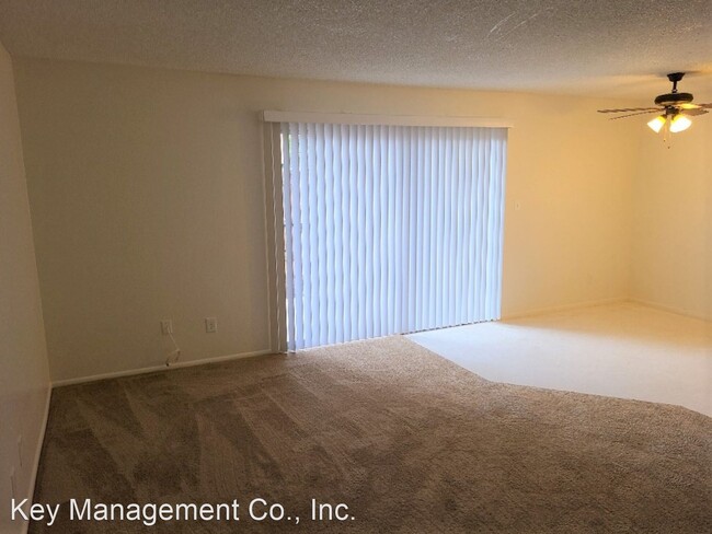 Building Photo - 2 br, 1 bath House - 6043 W. Golden Lane