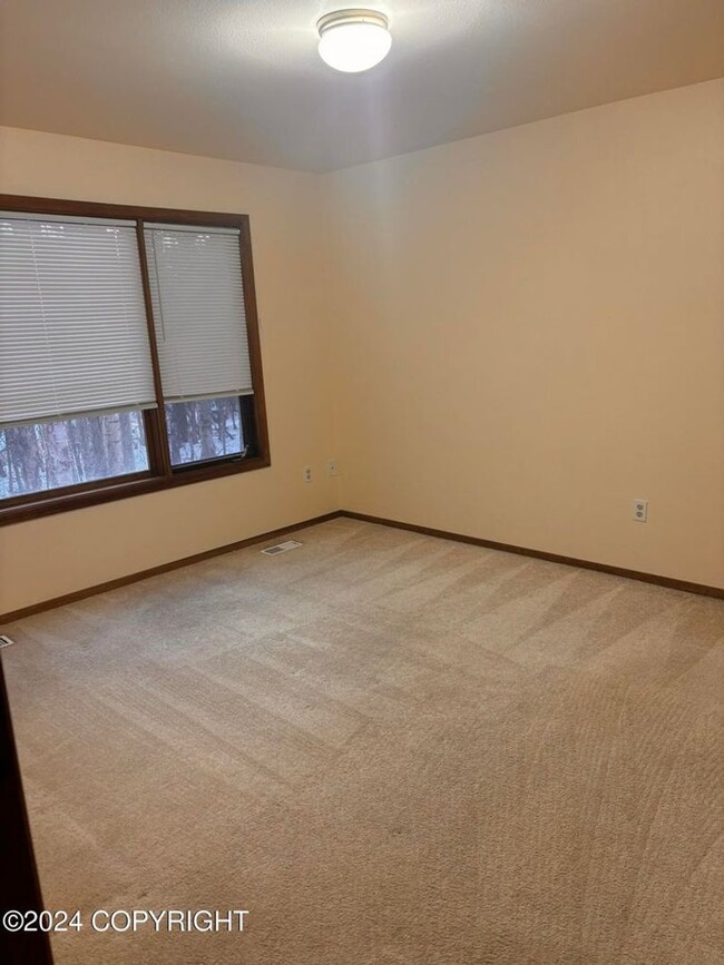 Foto del edificio - 2 Bed / 2 Bath Condo With Washer & Dryer i...