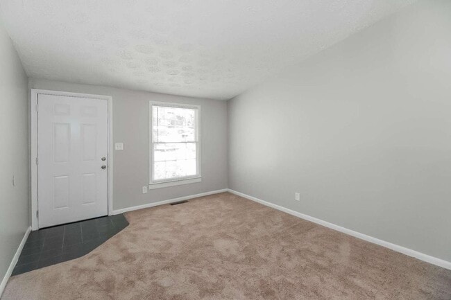 Building Photo - 4485 Richard Rd