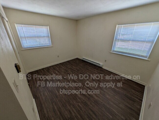 Foto del edificio - 5917 W Plank Rd