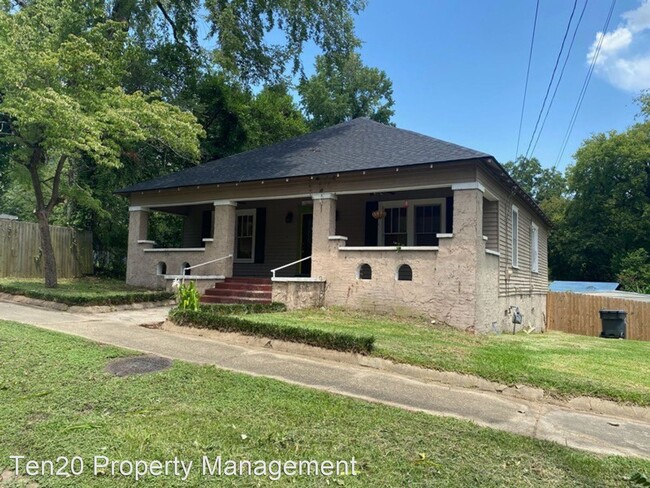 Building Photo - 3 br, 2.5 bath House - 2104 Summerville Rd